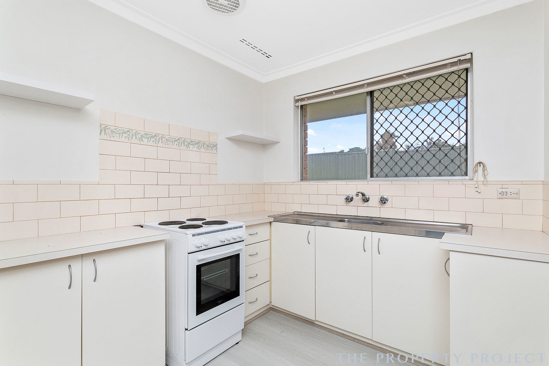 15 Sharon Drive Carine WA 6020