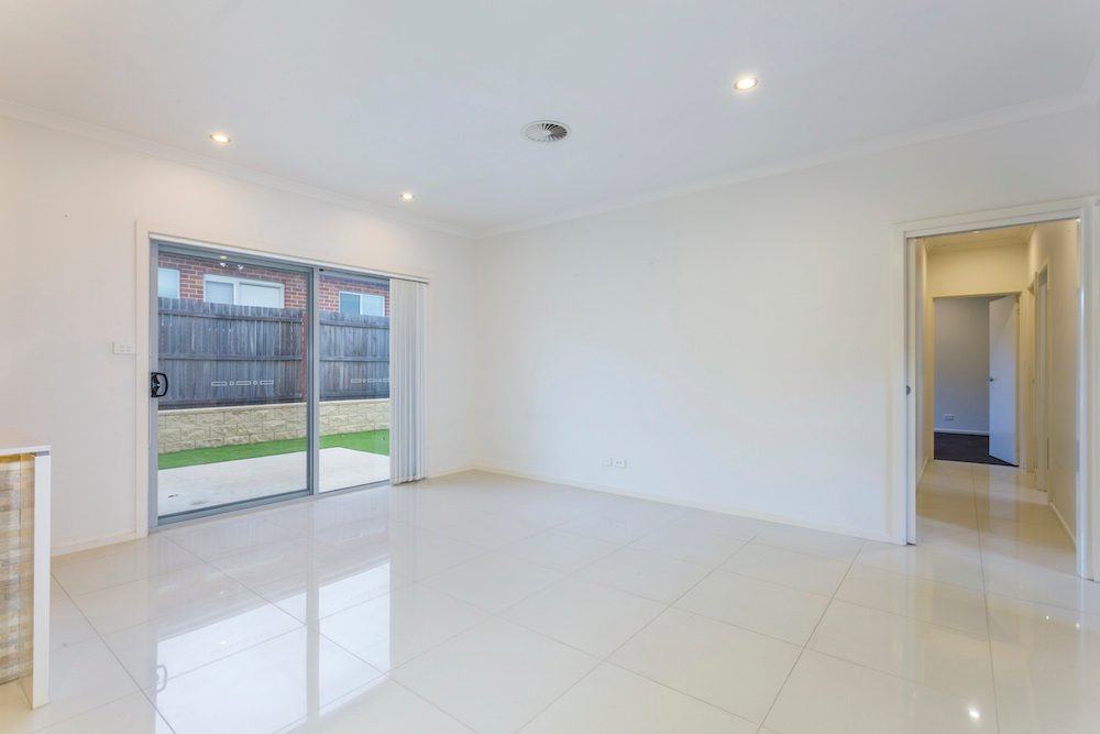 127 Samaria Street, Crace, photo 9