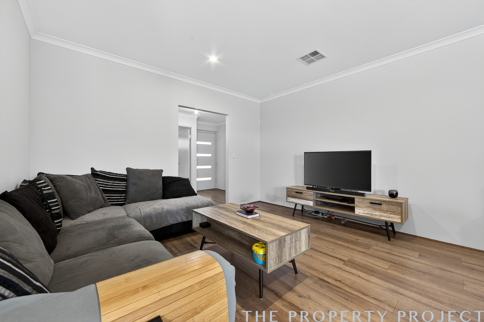 23 Lowlands Avenue Eglinton WA 6034