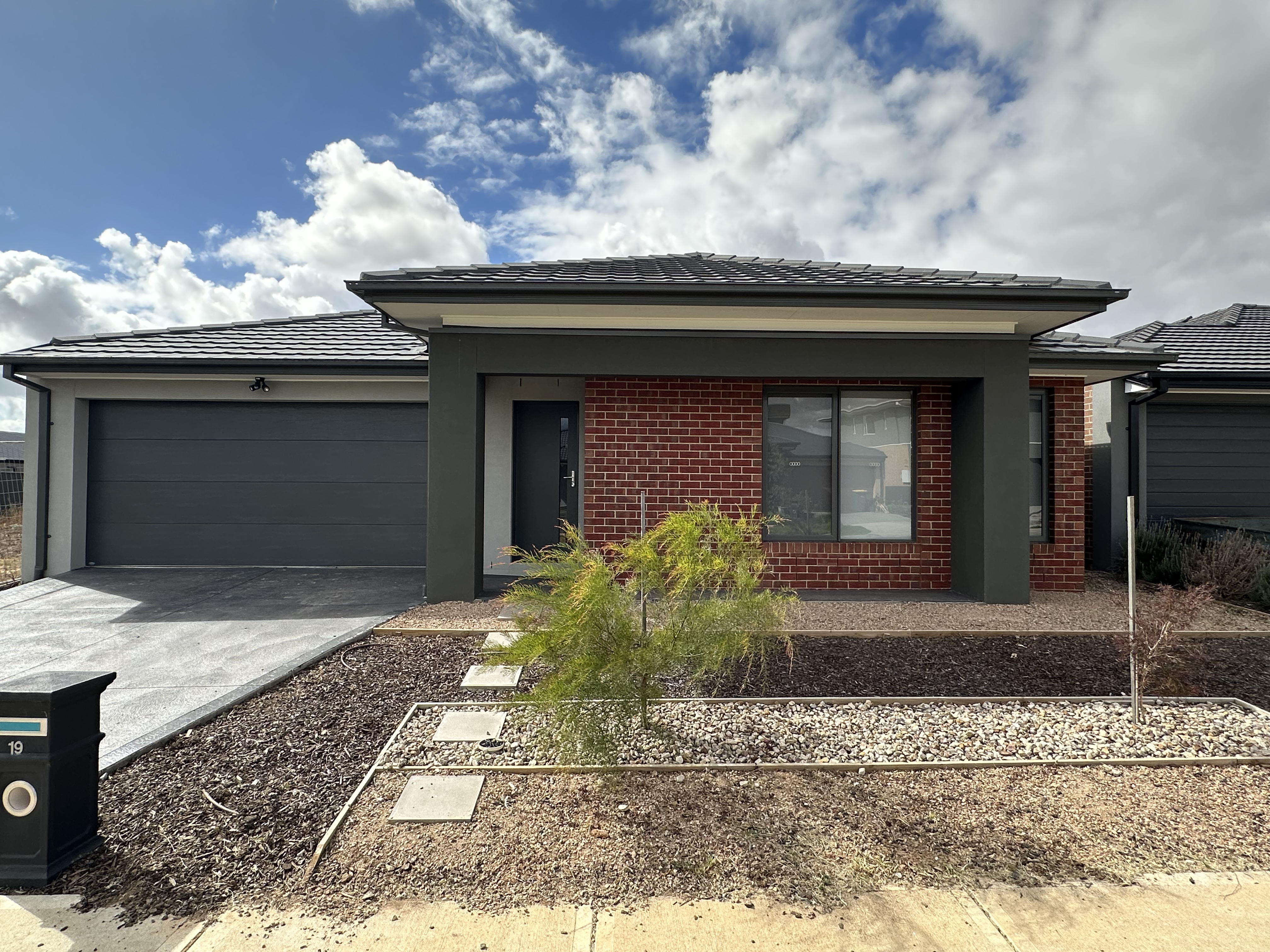 19 Gosfield Drive, WERRIBEE VIC 3030