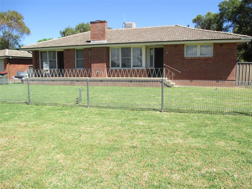 38 Scrivener Street, FORBES NSW 2871