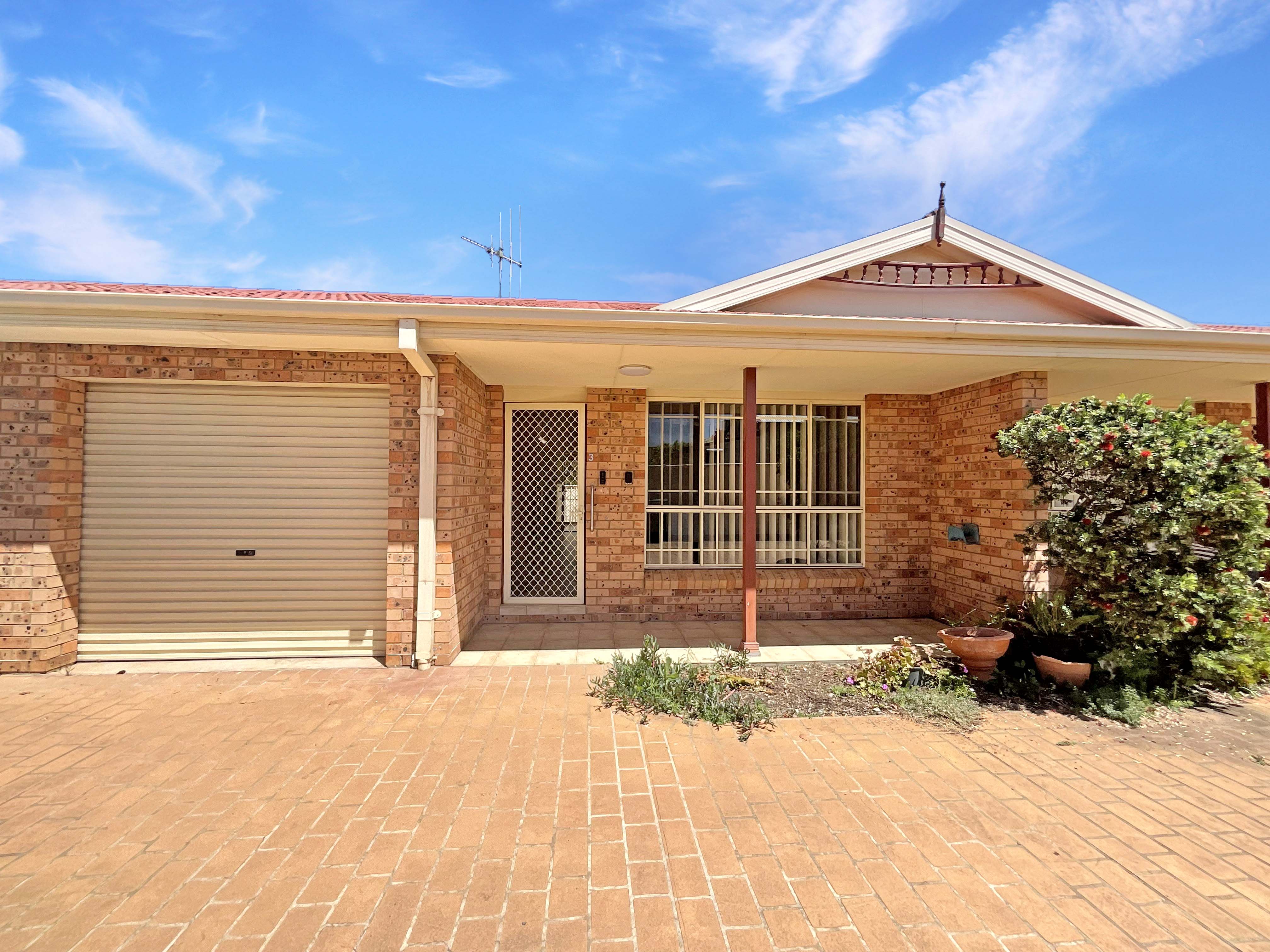 3 / 22 Farrand Street, FORBES NSW 2871