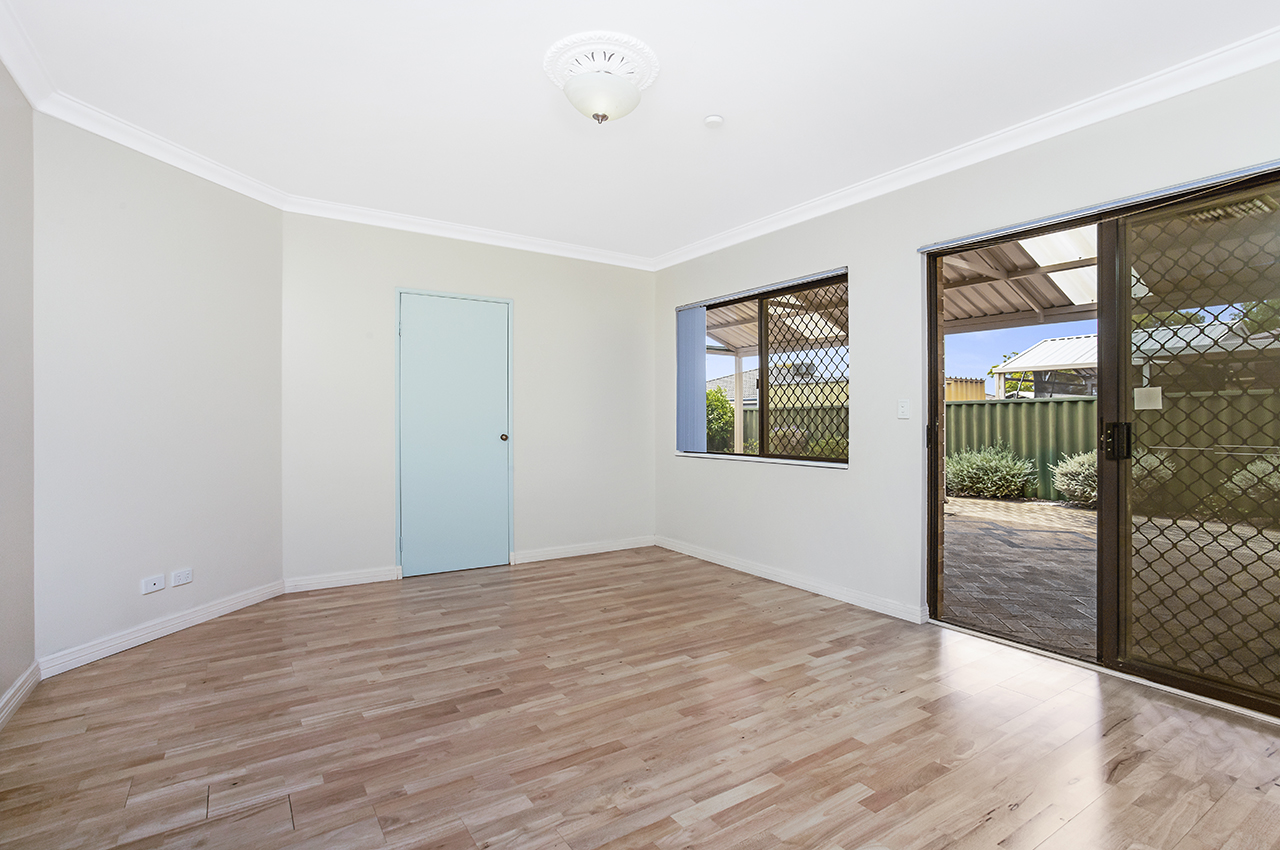 34 Yosemite Loop Ballajura WA 6066