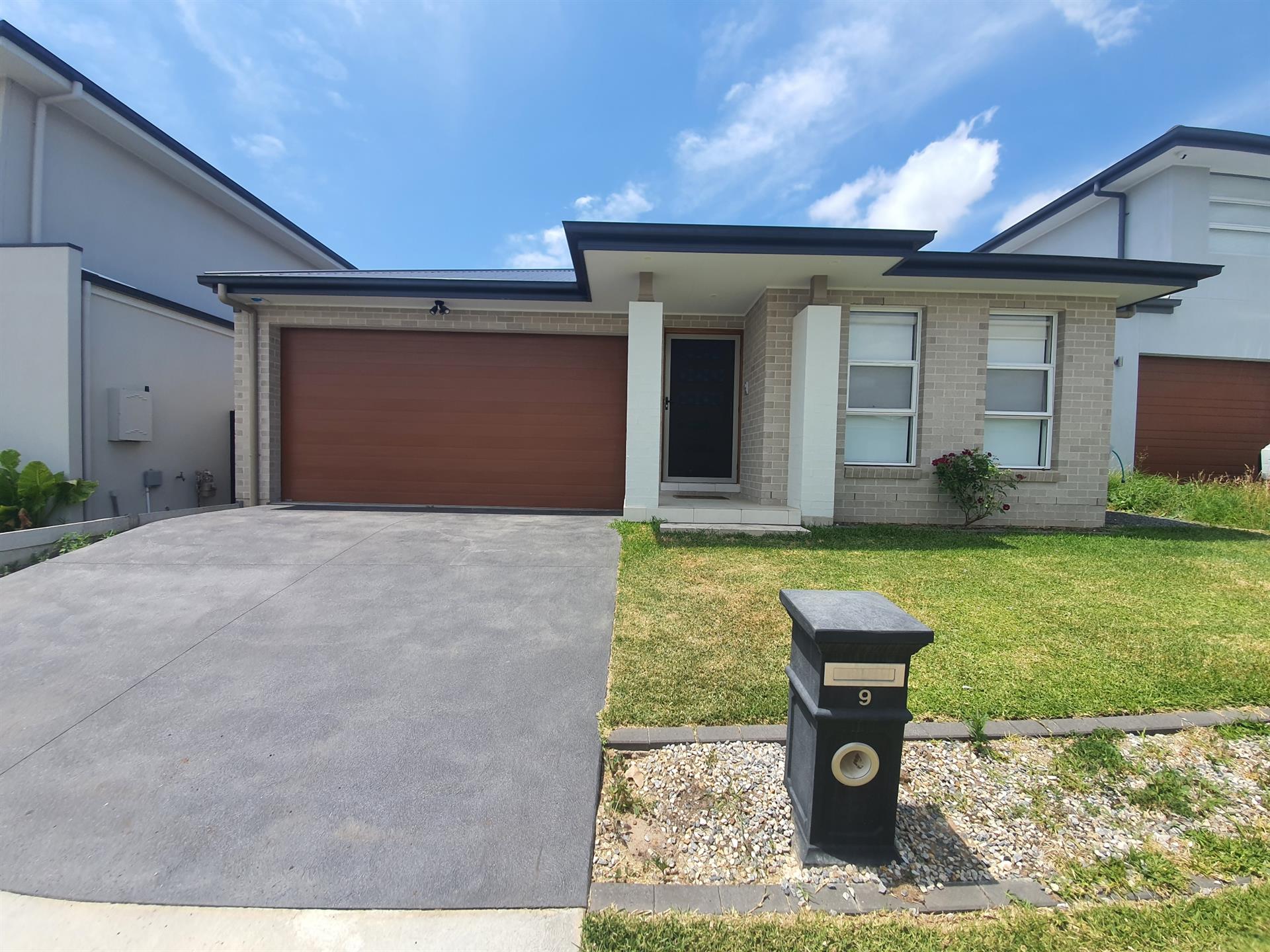 9 Panicum Street, DENHAM COURT NSW 2565