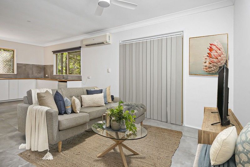 12 Yara Street, RUSSELL ISLAND QLD 4184