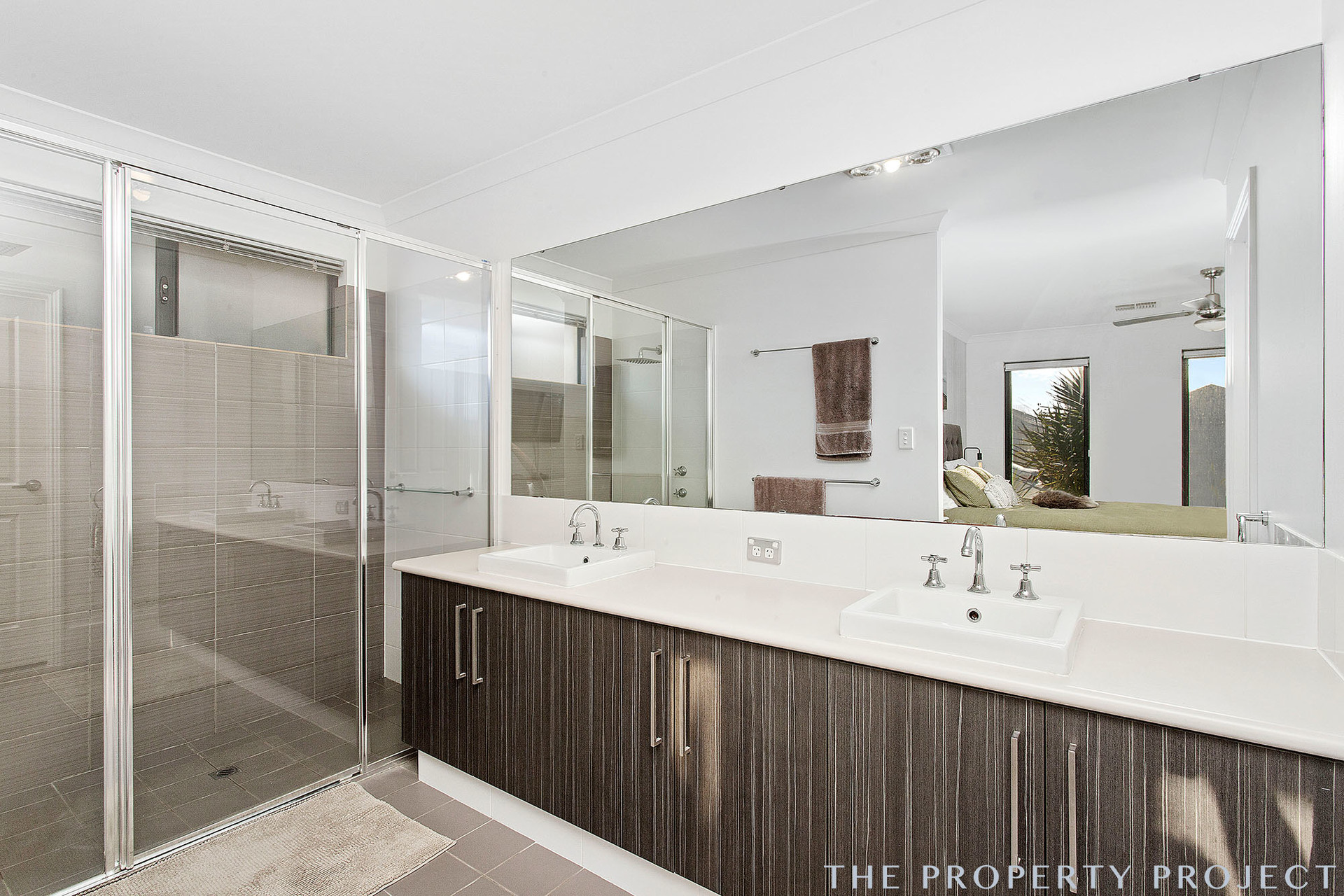 16 Aubun Garden Caversham WA 6055