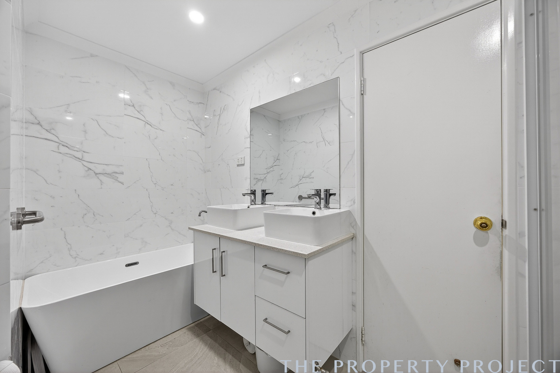 4 Rosneath Terrace Kinross WA 6028