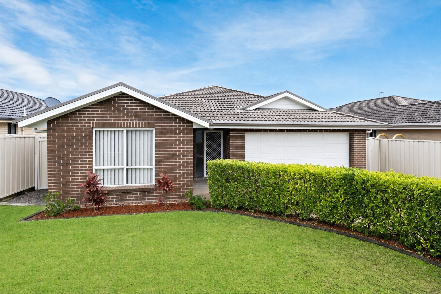 11 Regatta Way, SUMMERLAND POINT NSW 2259