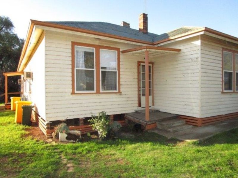 2 / 6 Comyn Street, MURTOA VIC 3390