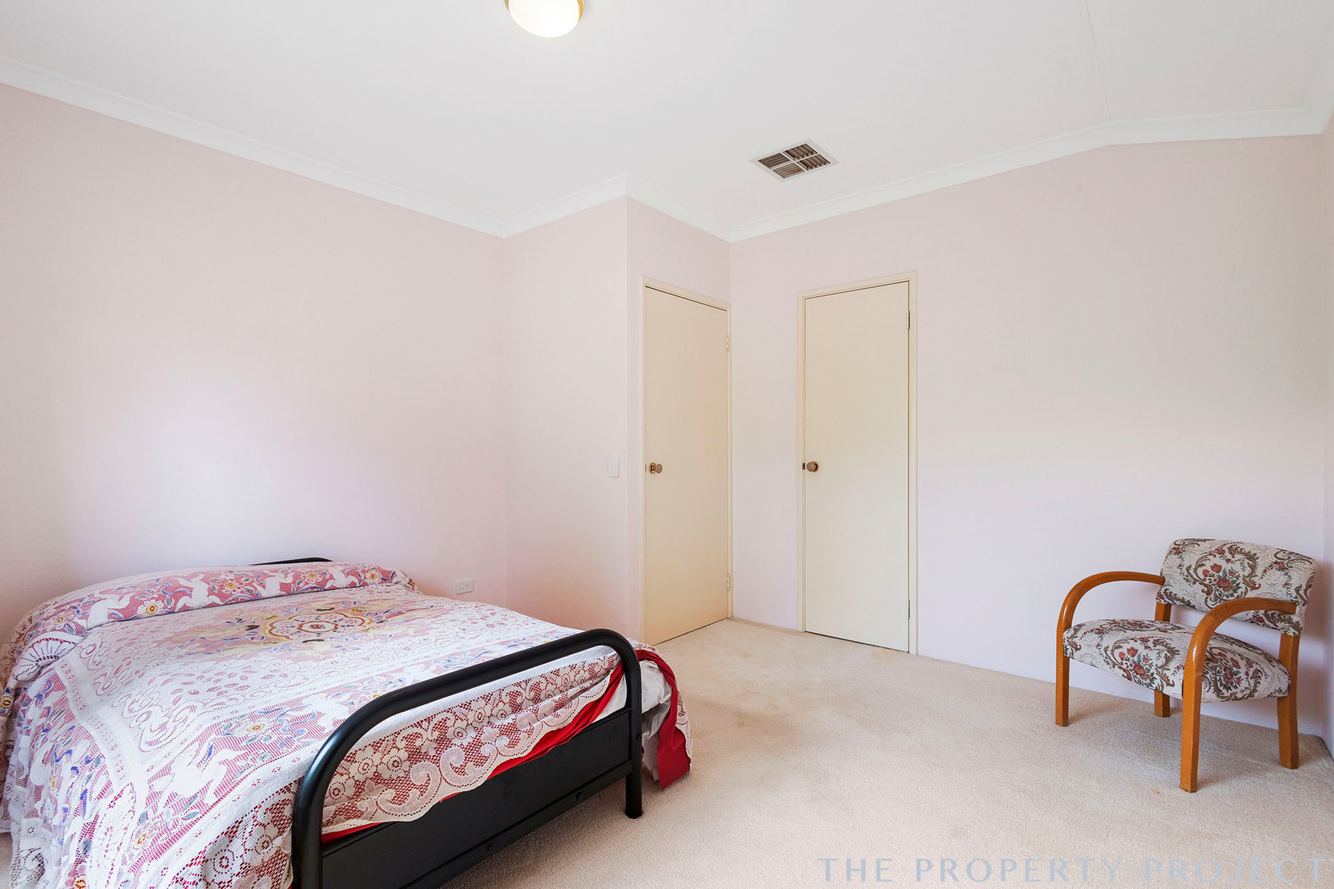 54 Woodhouse Circuit Canning Vale WA 6155