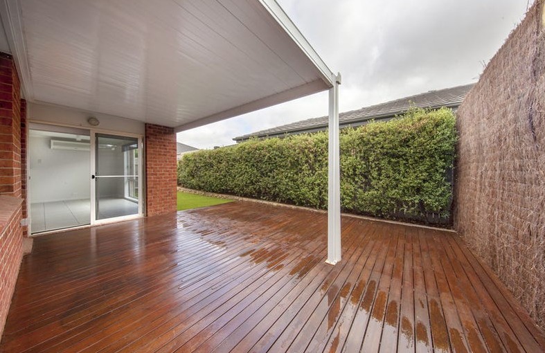 5 Neil Currie Street, Casey, photo 14