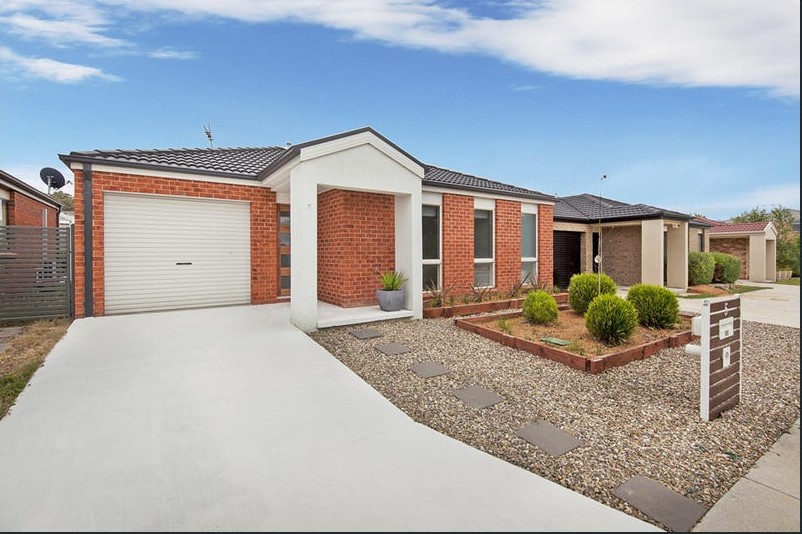 5 Neil Currie Street, Casey, photo 2