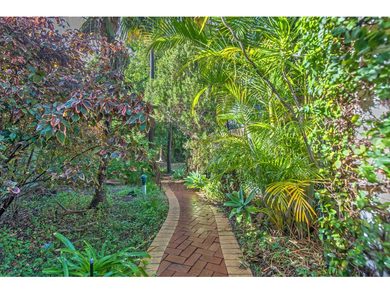 96 Archdeacon Street Nedlands WA 6009