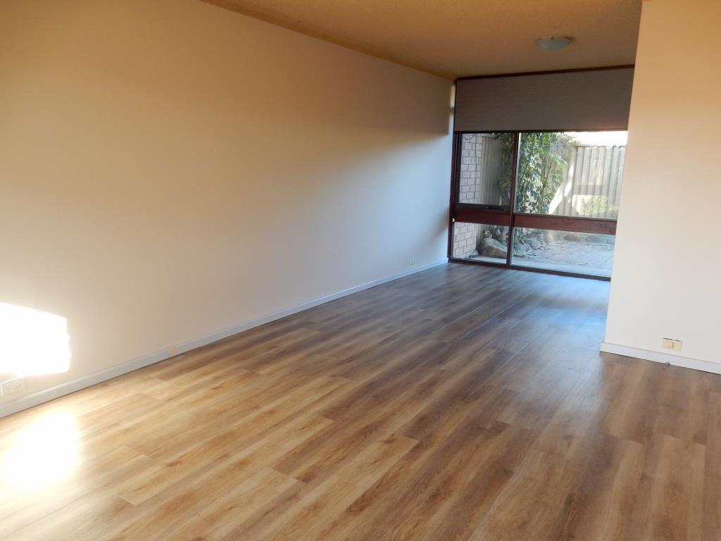 10 / 42 Woodhouse Drive, AMBARVALE NSW 2560