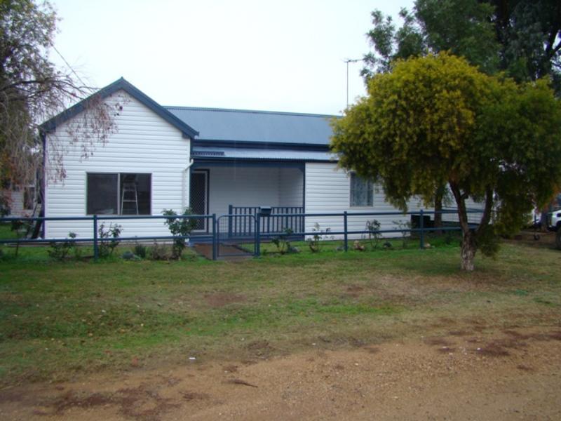 3 Burton  Street, BOGGABRI NSW 2382