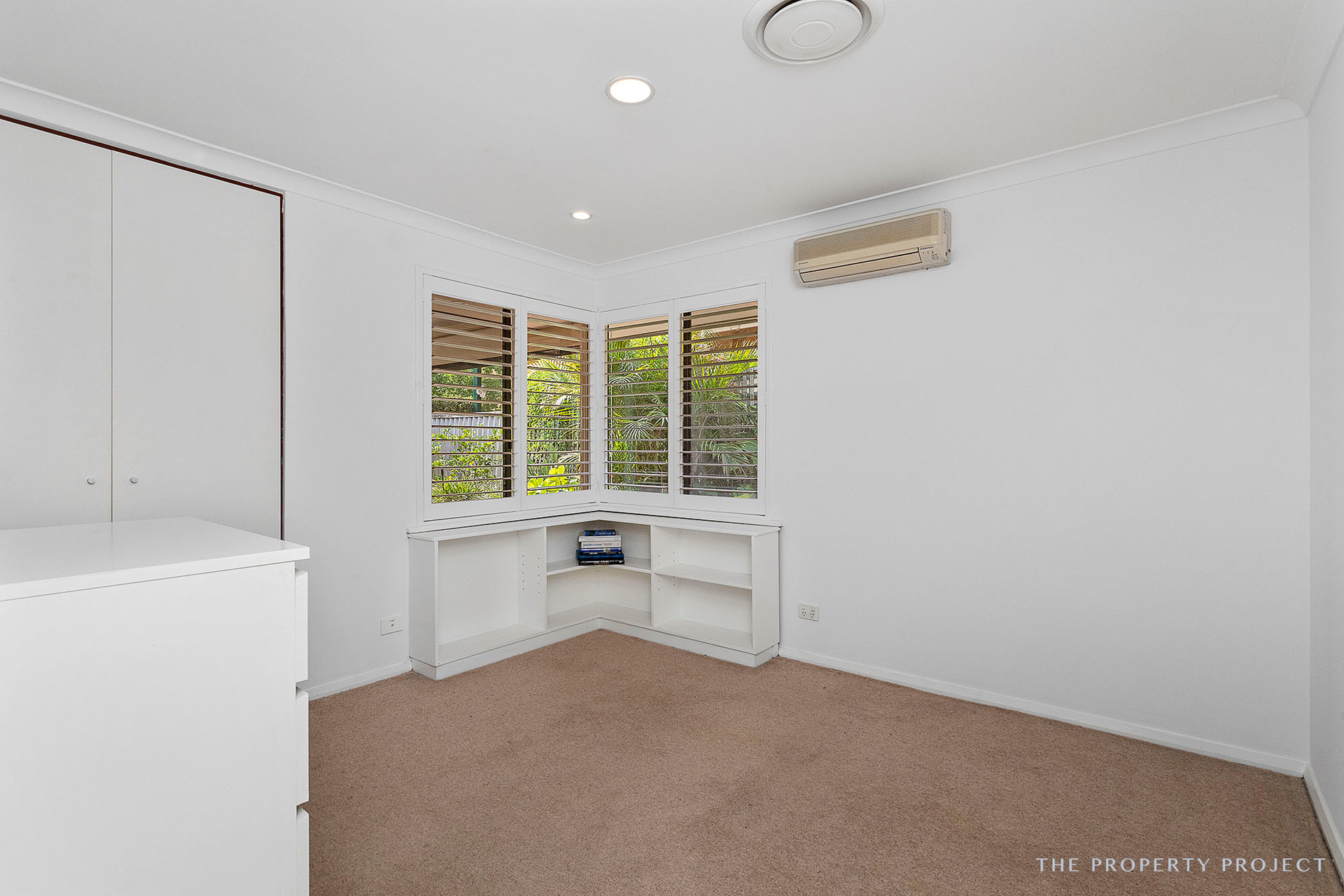 60 Inverness Crescent Menora WA 6050