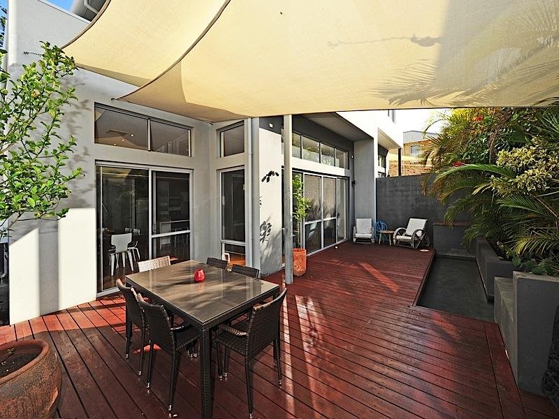 30 Gibney street Cottesloe WA 6011