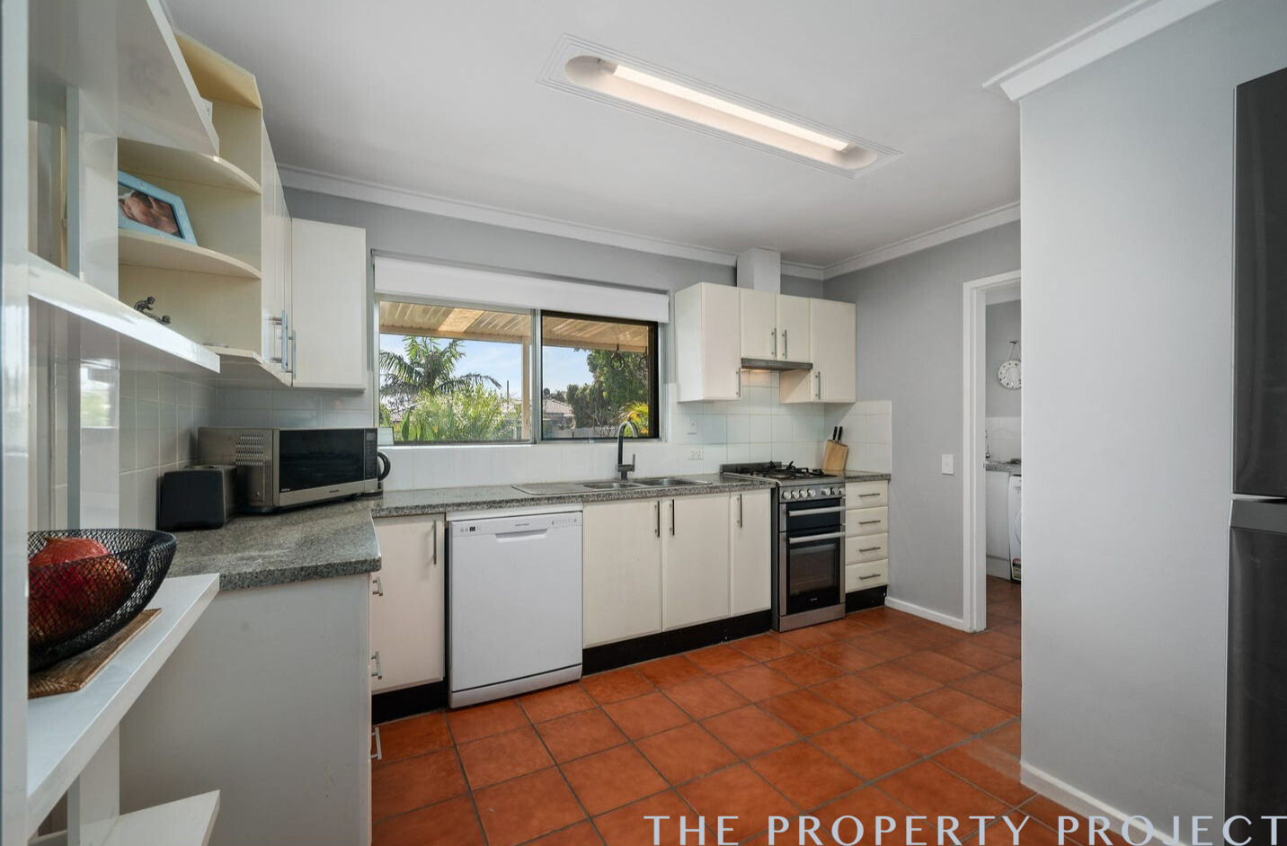 10 Farringdon Way Huntingdale WA 6110