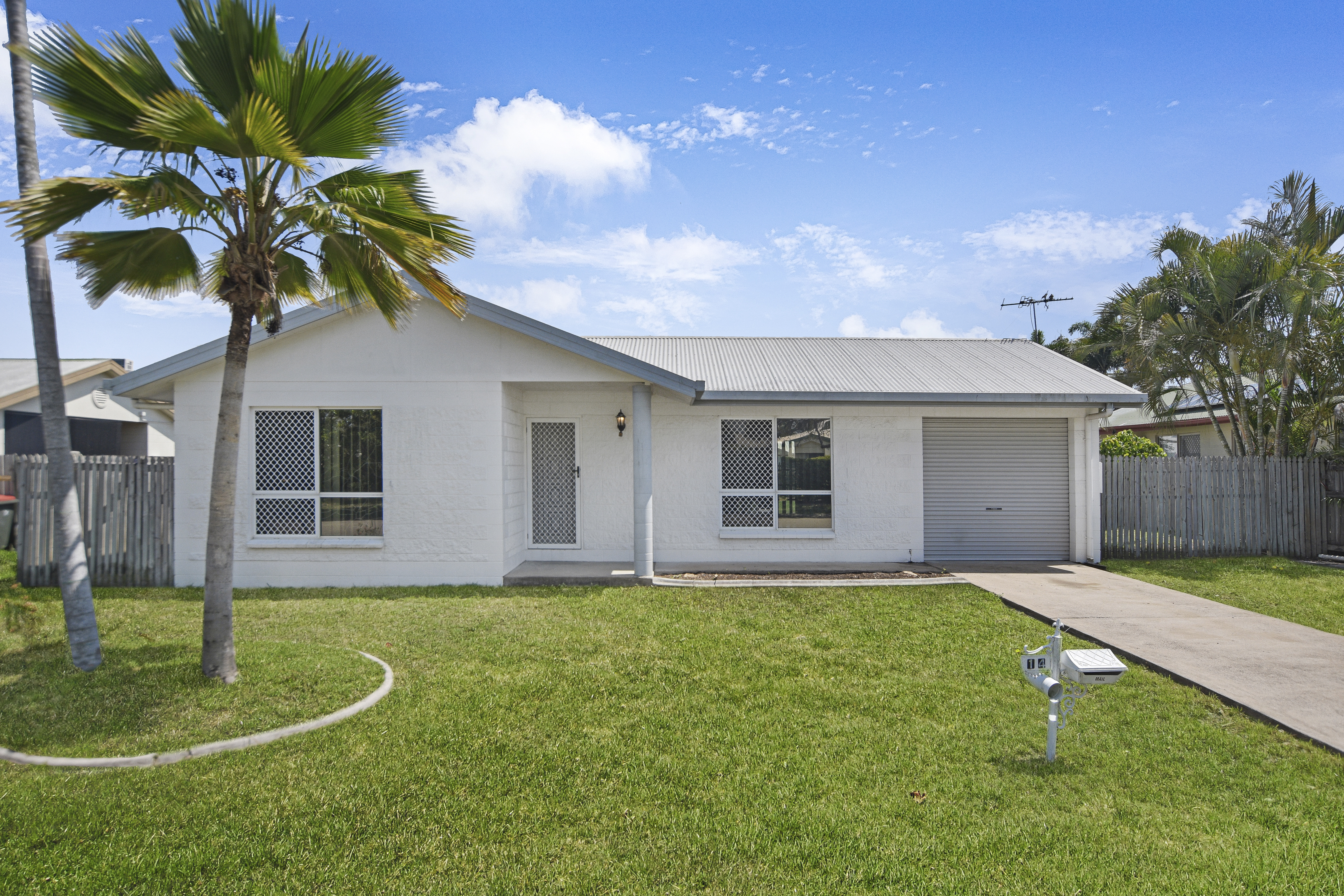 14 Goldfinch Ct, CONDON QLD 4815