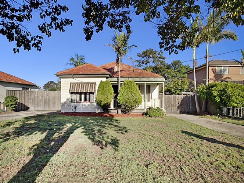 34 Atchison Rd, MACQUARIE FIELDS NSW 2564