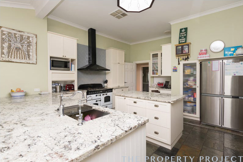 12 Surrey Street Dianella WA 6059