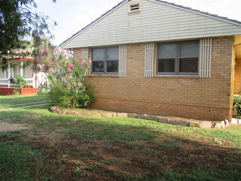 10 Dawson Street, FORBES NSW 2871