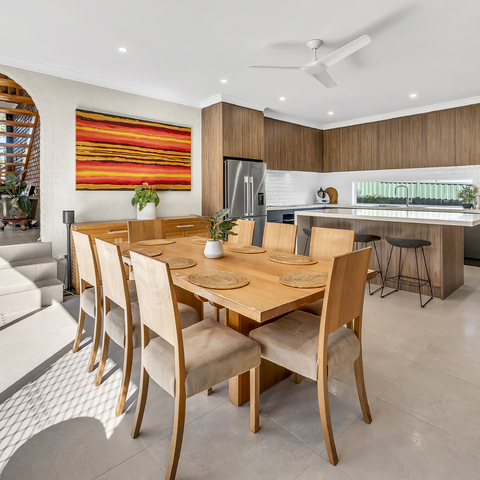 6 Banyan Court, ASHMORE QLD 4214