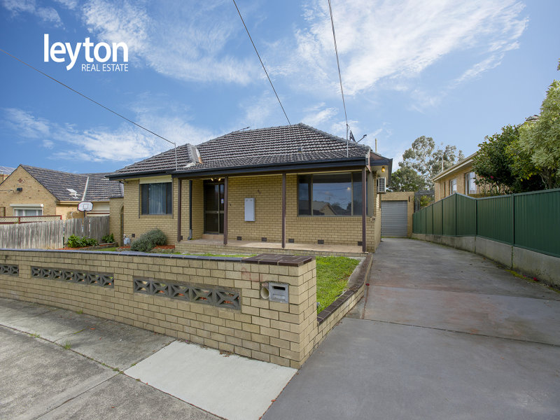 64 Royal Avenue, SPRINGVALE VIC 3171