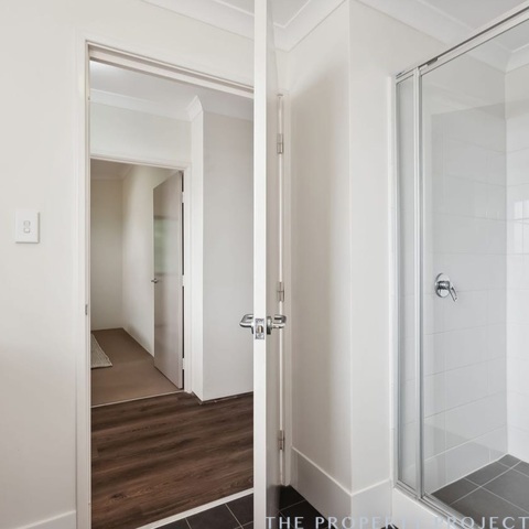 4 17 Sussex St Nollamara WA 6061