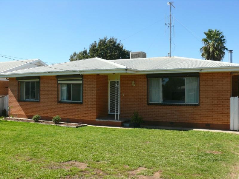 136 Dick Street, DENILIQUIN NSW 2710