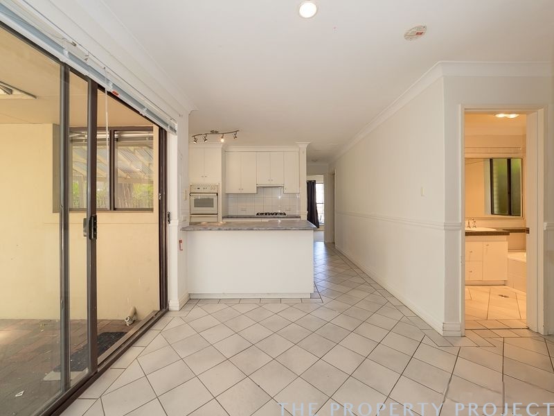 8 Treetop Avenue Edgewater WA 6027