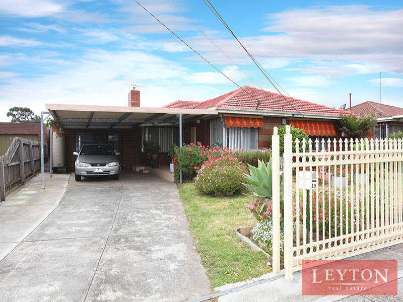 19 Hanleth Avenue, SPRINGVALE VIC 3171