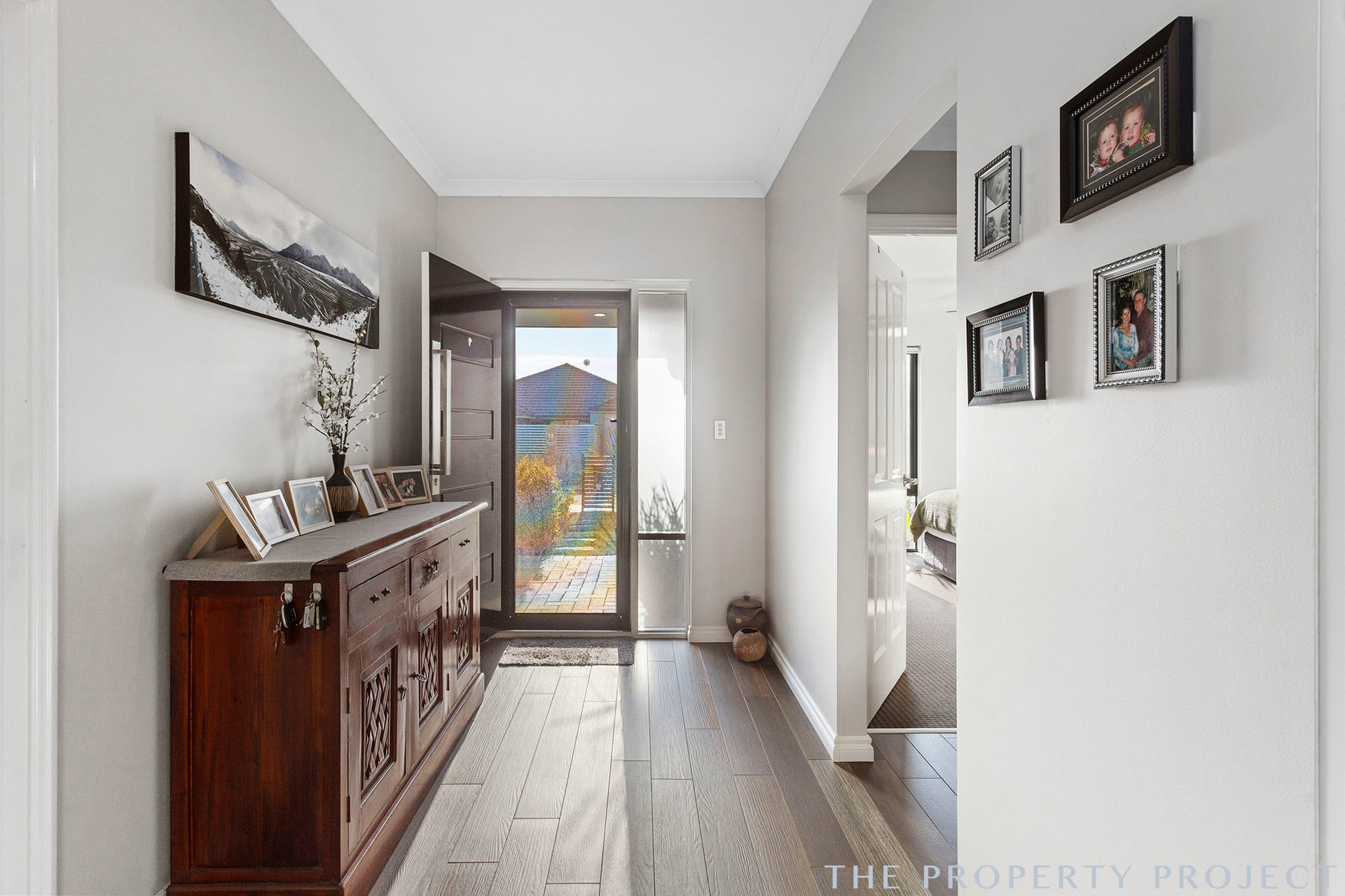 16 Aubun Garden Caversham WA 6055