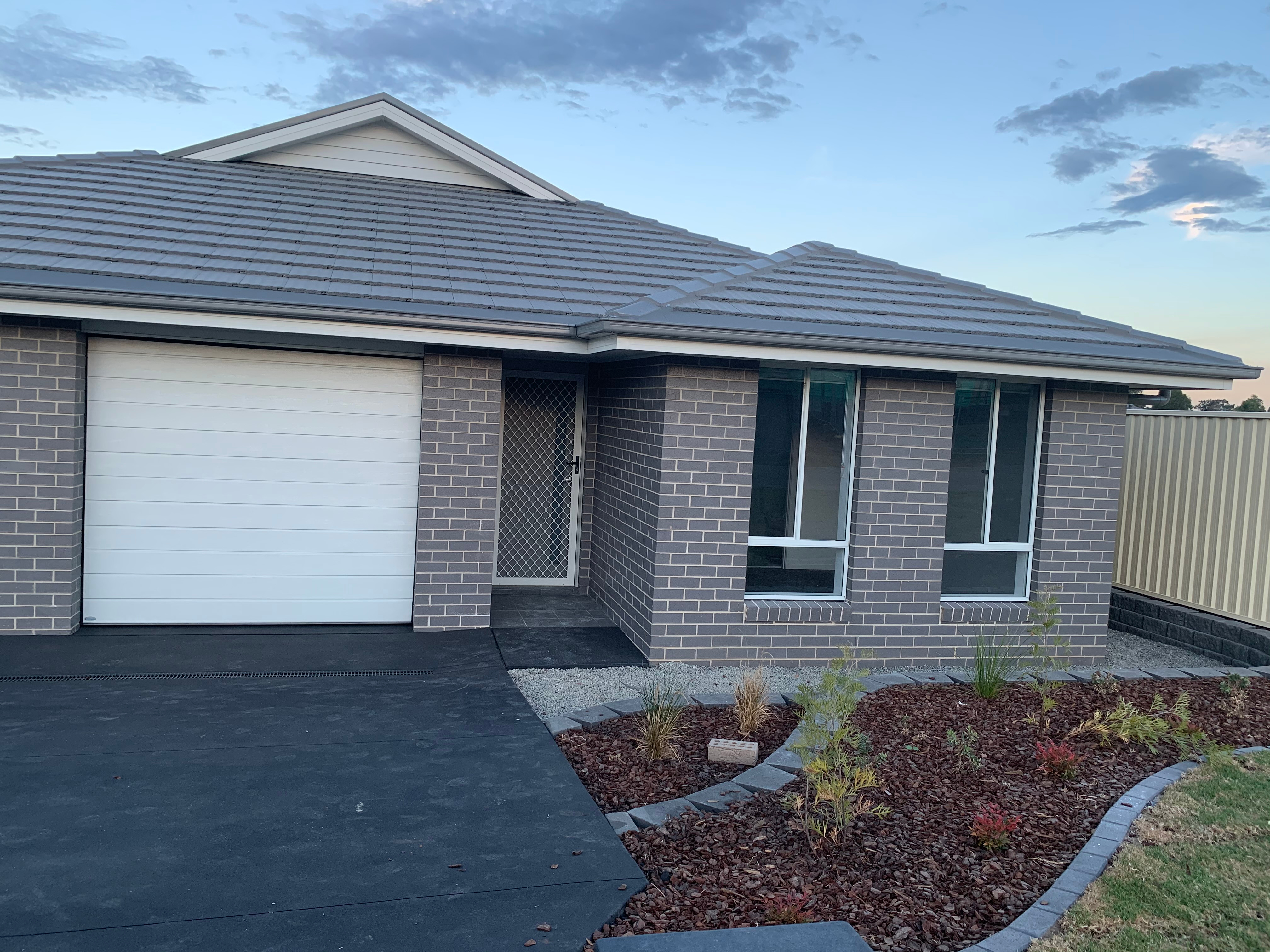 1 / 16 Cowry St, BELLBIRD NSW 2325