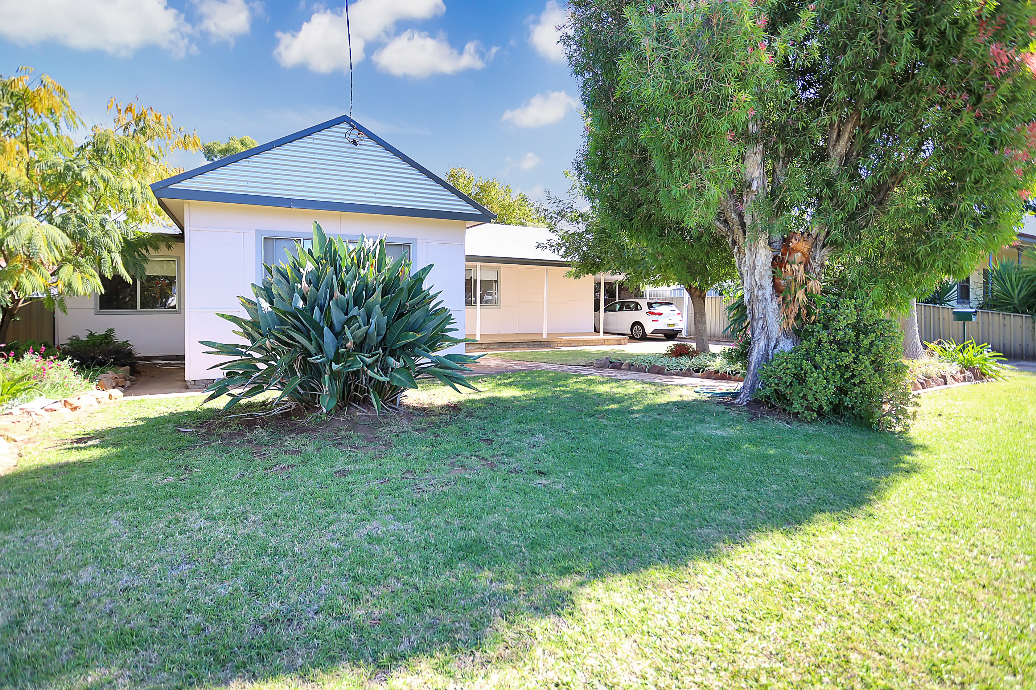 61 Clement Street, FORBES NSW 2871