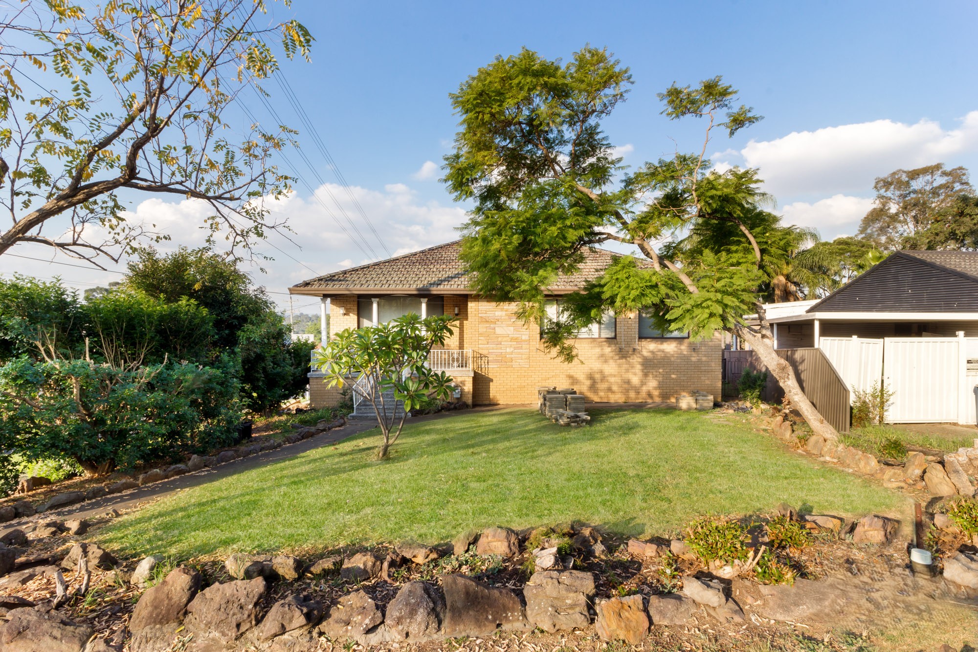2a Braeside Road, GREYSTANES NSW 2145