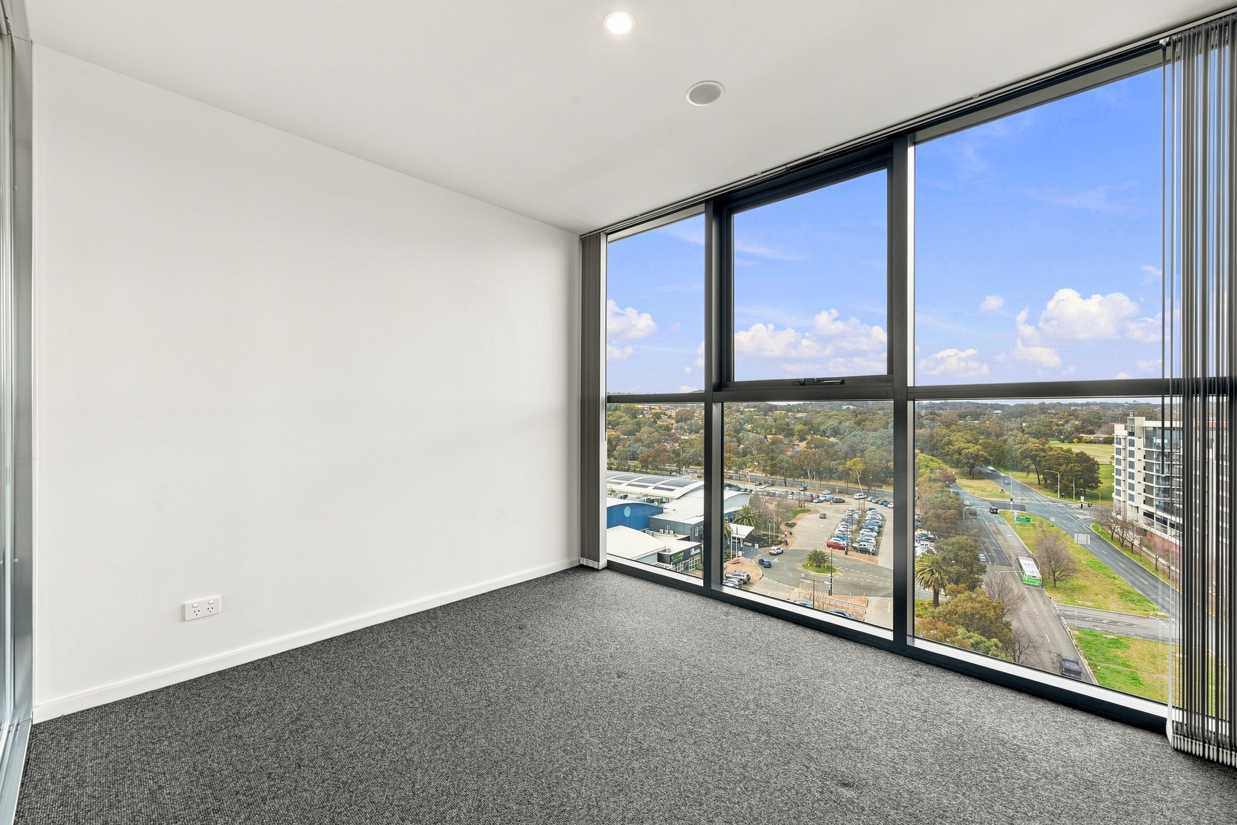 1102/120 Eastern Valley Way, Belconnen, photo 9