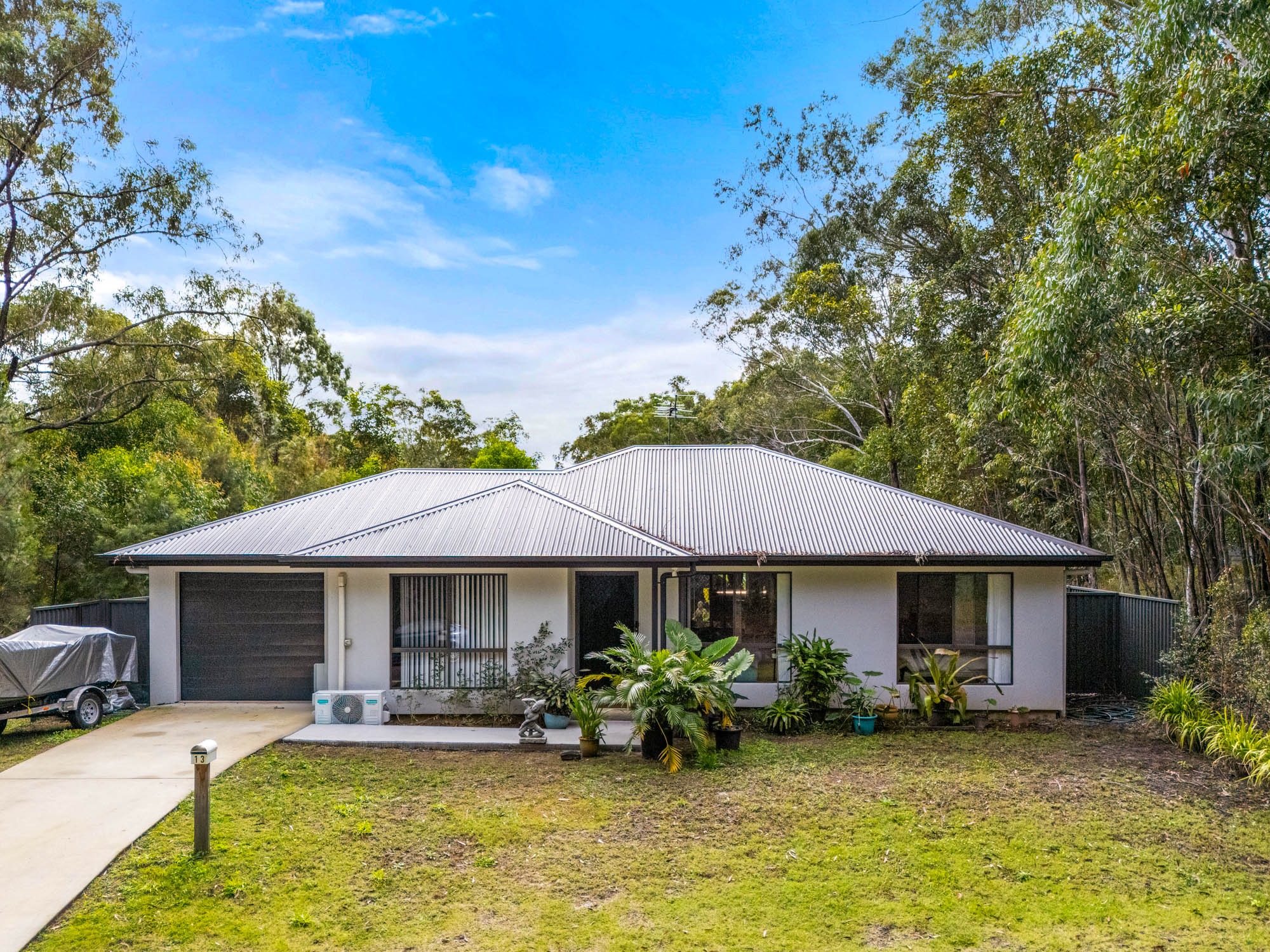 13 Hume St, RUSSELL ISLAND QLD 4184