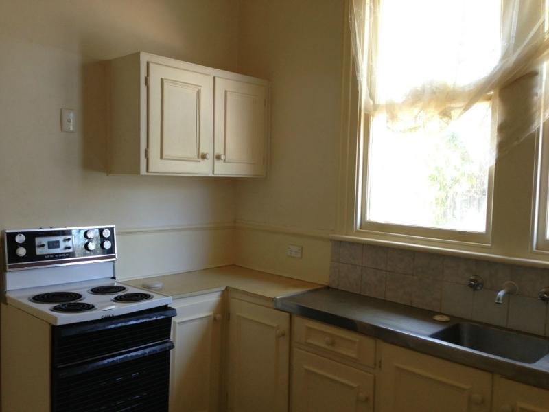 Unit 1 / 411 Sloane Street, DENILIQUIN NSW 2710