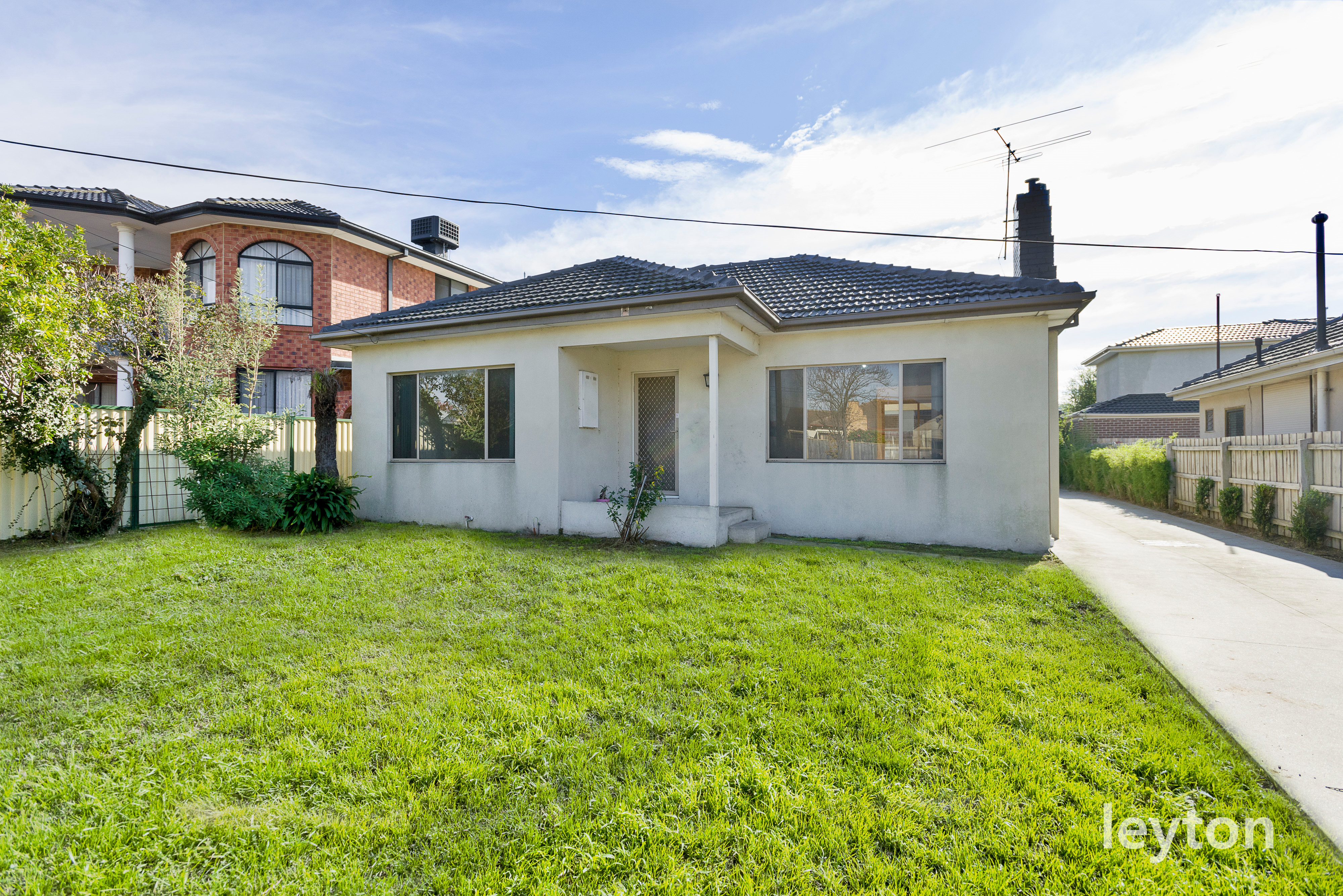 1 / 1057 Heatherton Road, NOBLE PARK VIC 3174