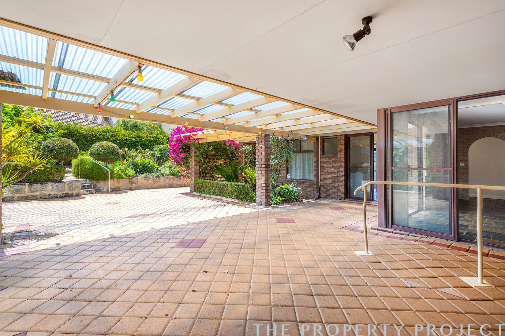221 Waterford Drive Hillarys WA 6025