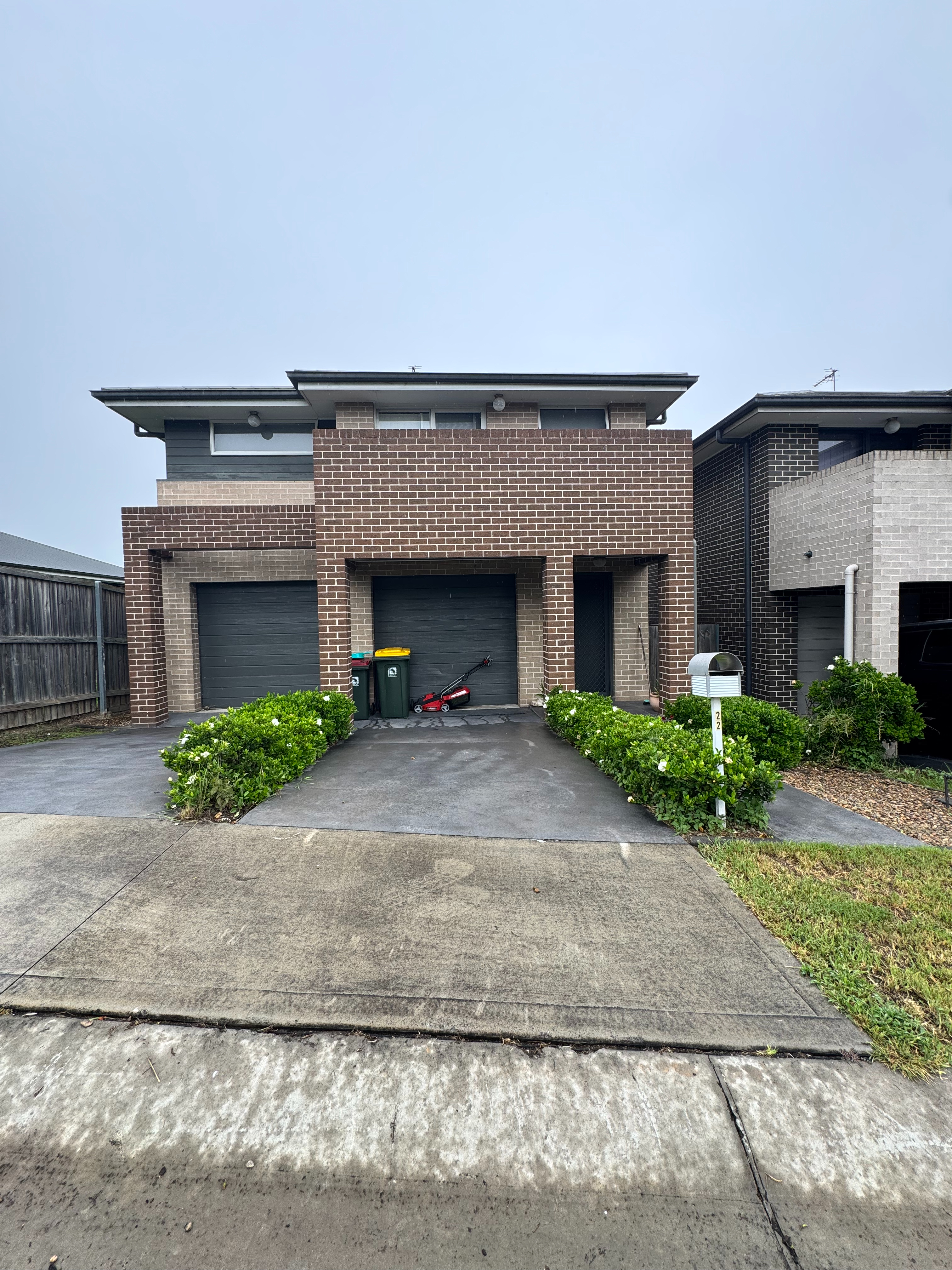 22 Facey Lane, SPRING FARM NSW 2570