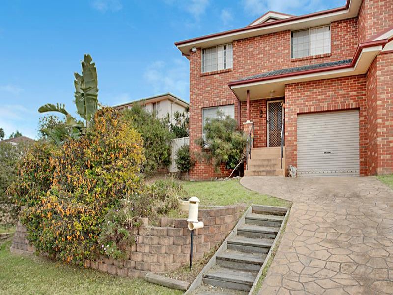 22A Archibald Cres, ROSEMEADOW NSW 2560