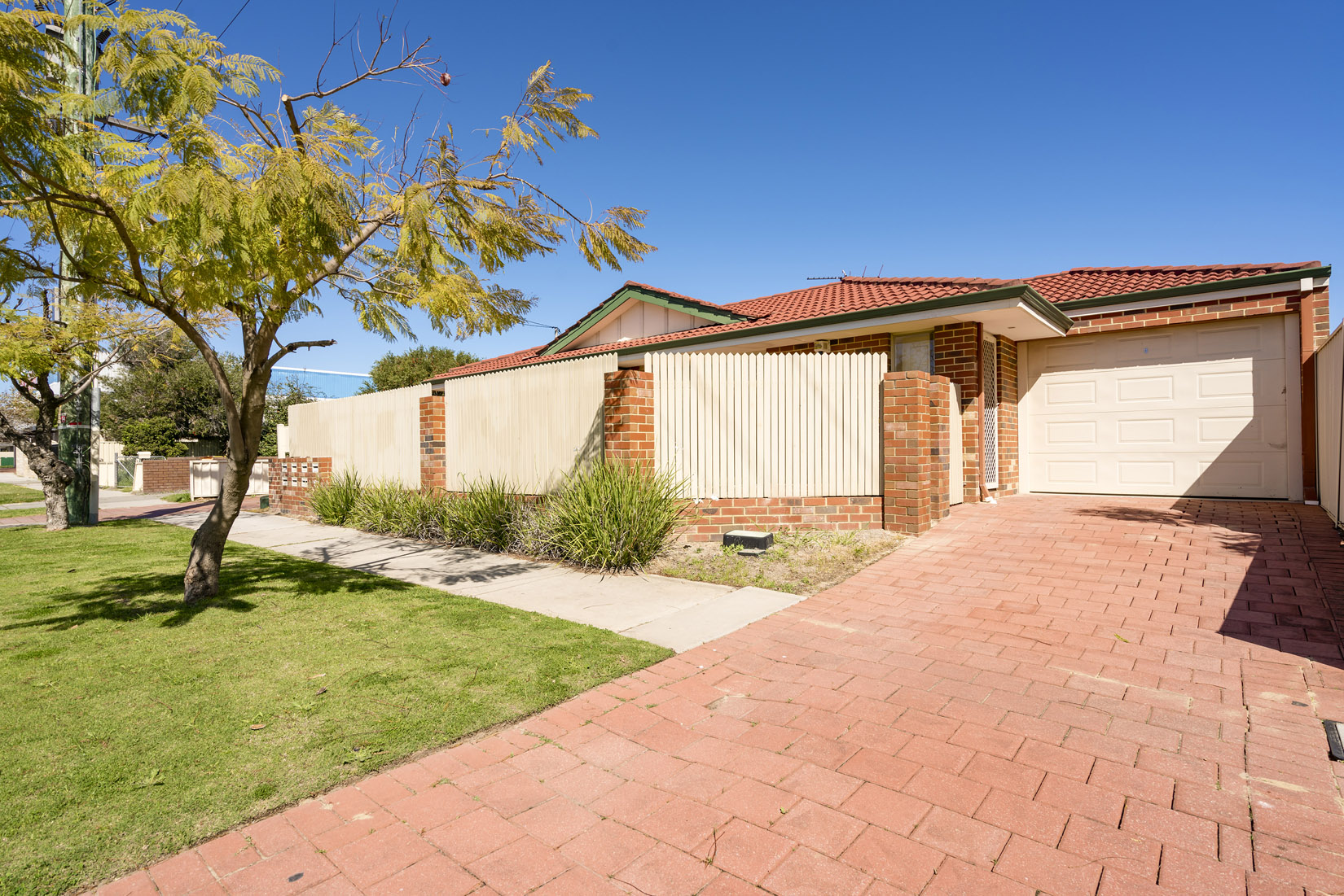 1 39 Loton Avenue Midland WA 6056
