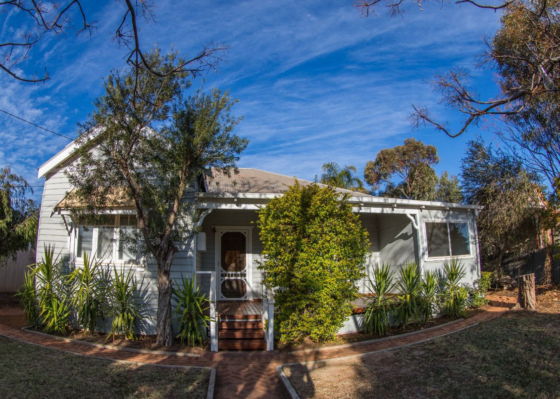 13 Pitt Street, KALGOORLIE WA 6430