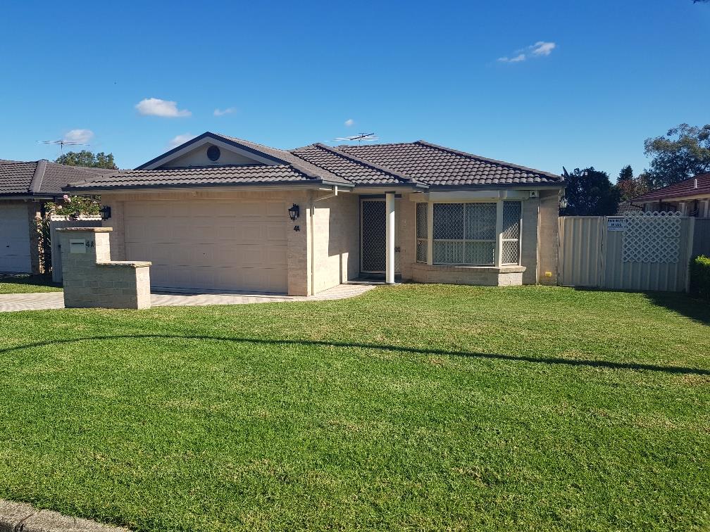 4a Burragorang Road, RUSE NSW 2560