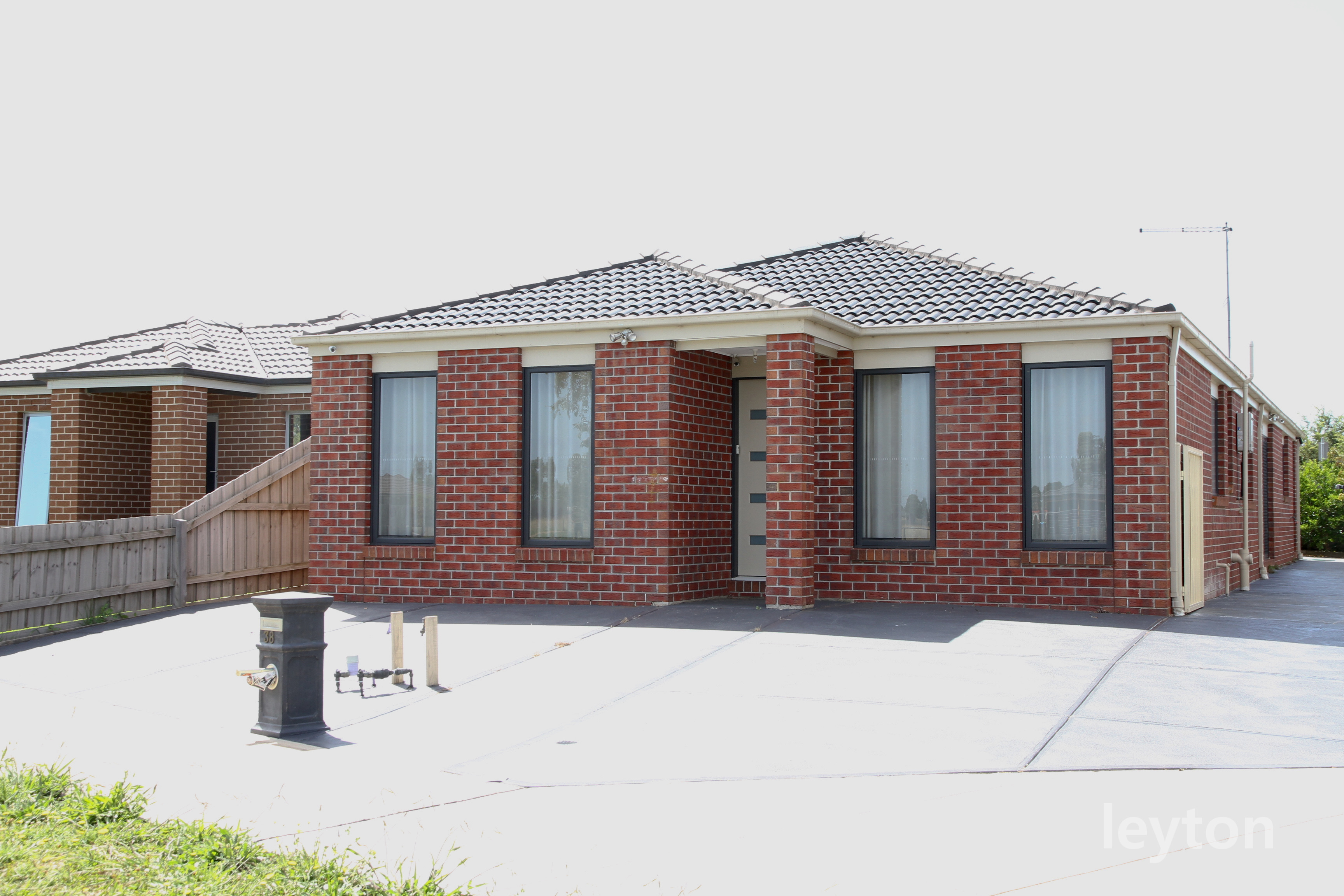 38 Parklink Drive, CRANBOURNE EAST VIC 3977