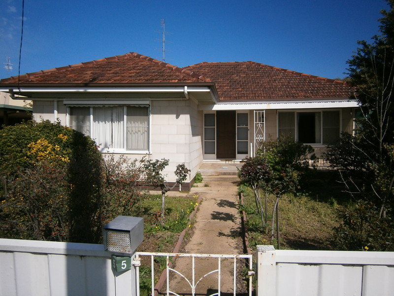 5 Kelsall Street, WARRACKNABEAL VIC 3393