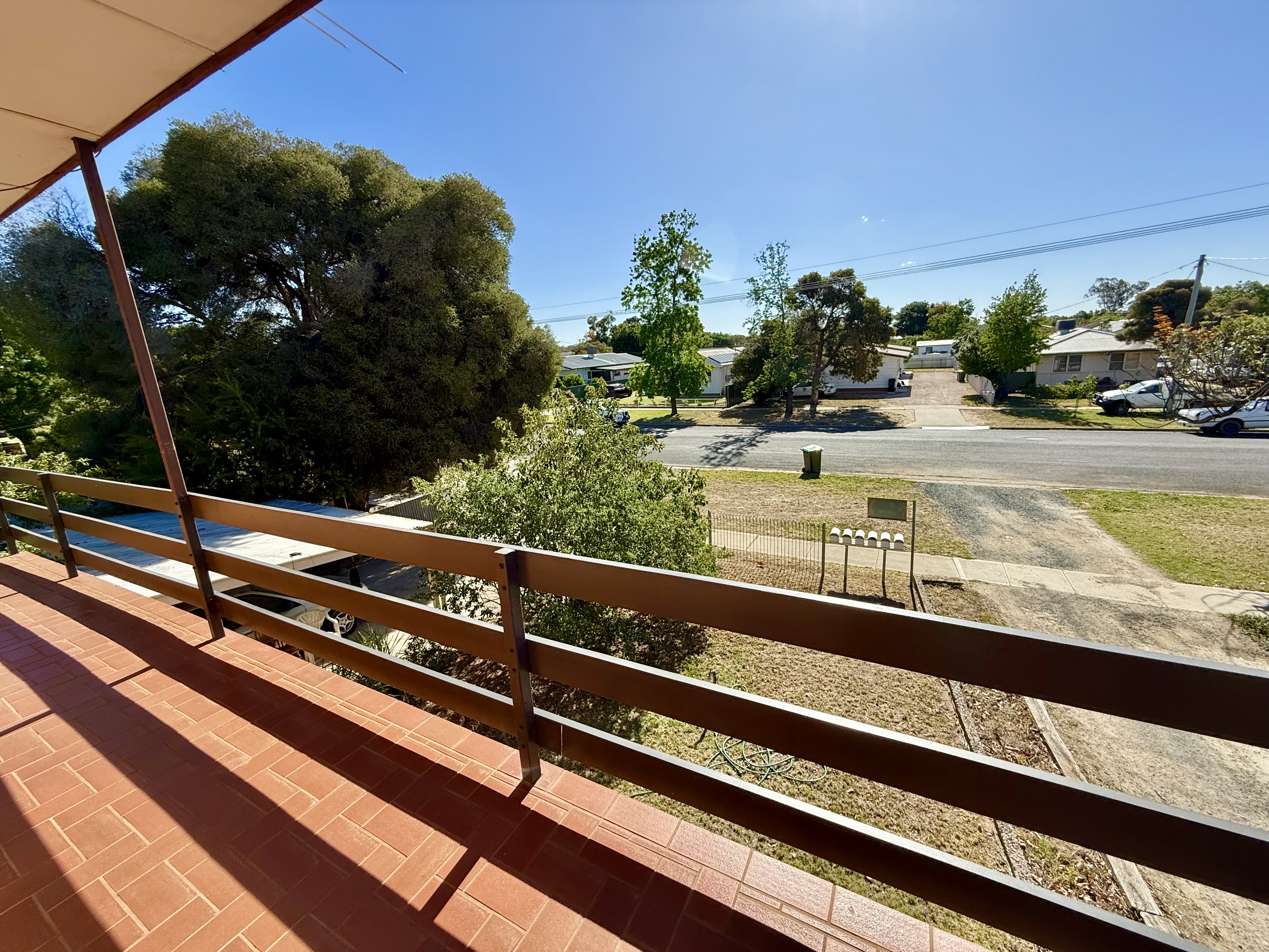 6 / 227 Edward Street, HAY NSW 2711