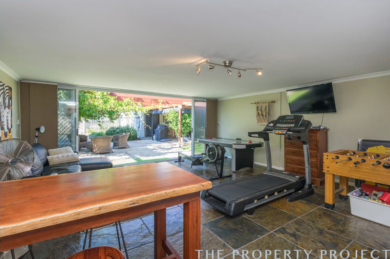 12 Surrey Street Dianella WA 6059